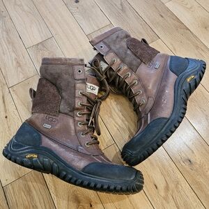 Ugg Adirondack II Boot Brown Sheepskin Lace Up Warm Boots 5446 Waterproof Size 8